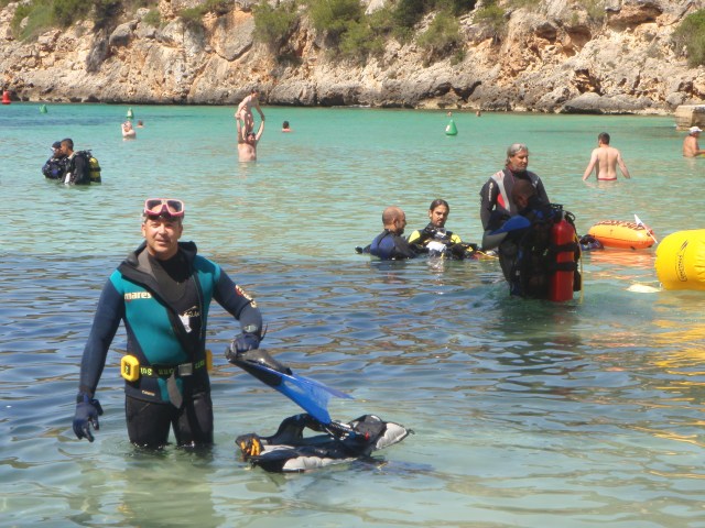Limpieza fondo marino Cala Pi