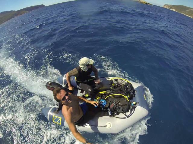 sa Dragonera y  pecio Cisne II  (Foto karajaSub)