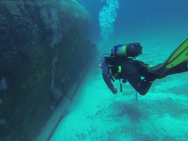 sa Dragonera y  pecio Cisne II  (Foto karajaSub)