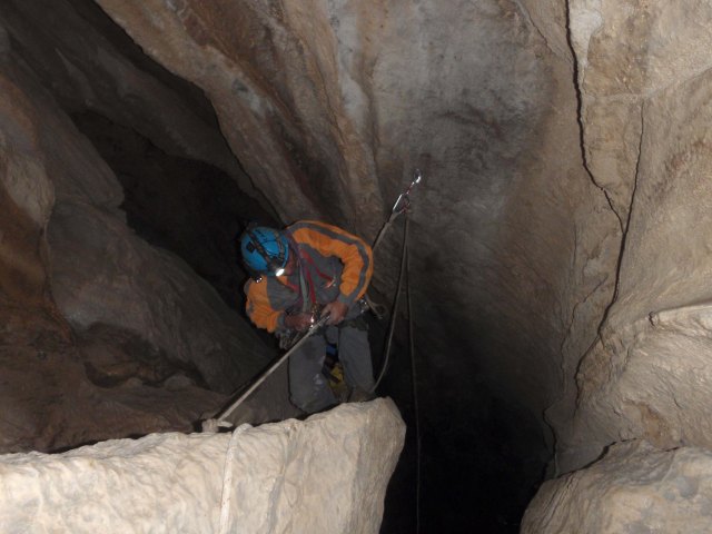 Avenc del Puig Caragoler -320m Abismo