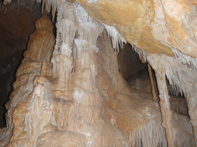 cova de cal Pesso 2014