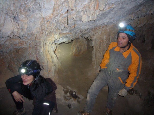 cova des coloms, Génova