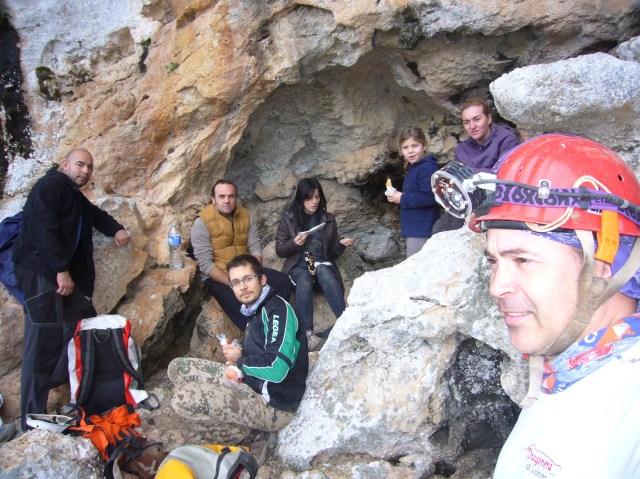 cova des coloms, Génova