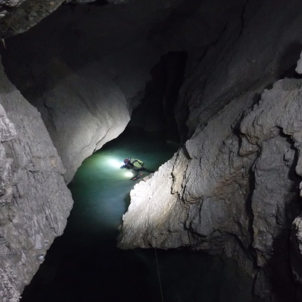Hallazgo lago subterráneo más profundo de Mallorca por Rafael Minguillón. BTTersMallorca